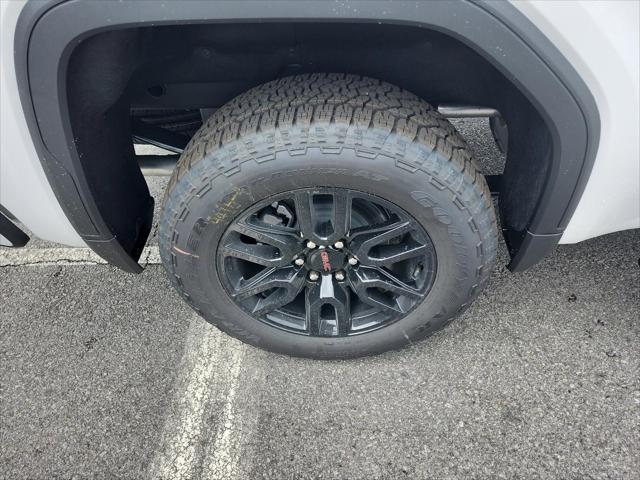 new 2025 GMC Sierra 1500 car, priced at $55,052