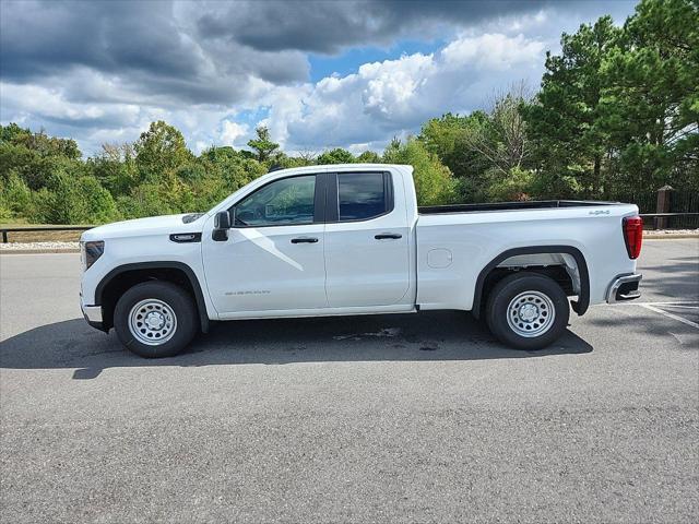 new 2025 GMC Sierra 1500 car, priced at $42,079