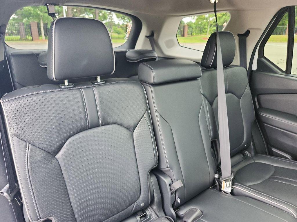 used 2023 Honda Pilot car, priced at $37,893