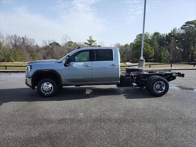 new 2025 GMC Sierra 3500 car, priced at $70,828