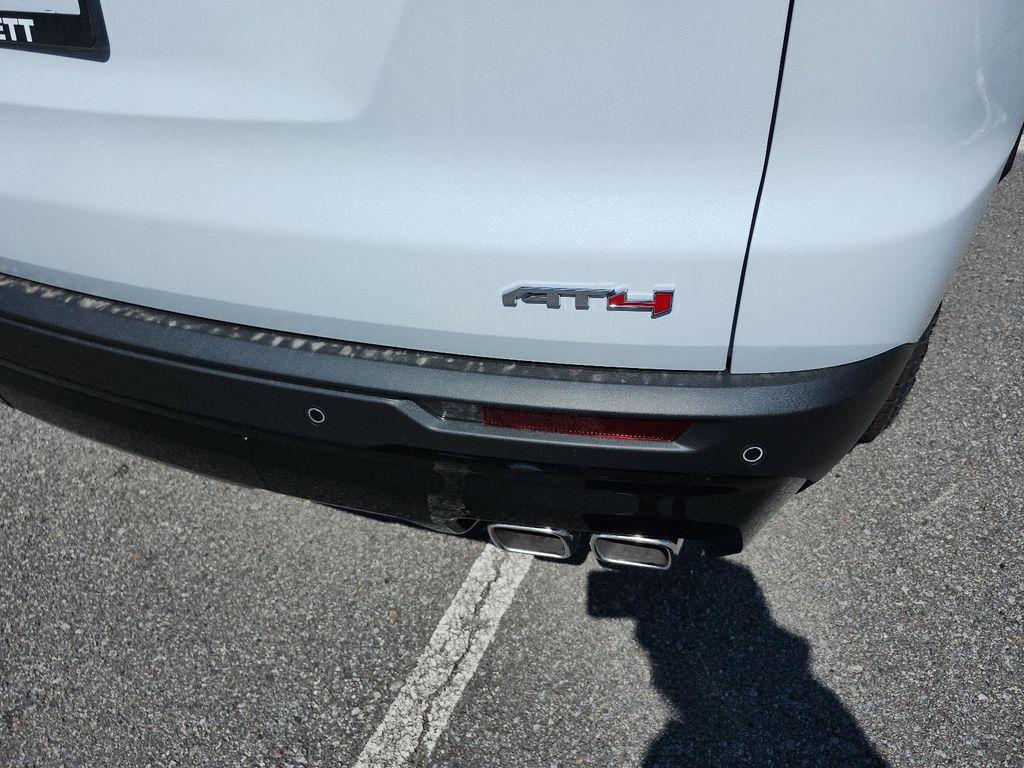 new 2026 GMC Acadia car, priced at $58,590