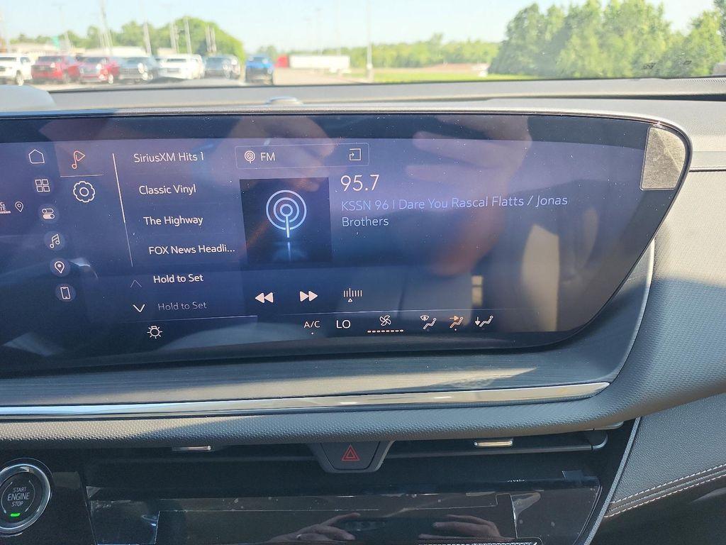 new 2025 Buick Envision car, priced at $38,390