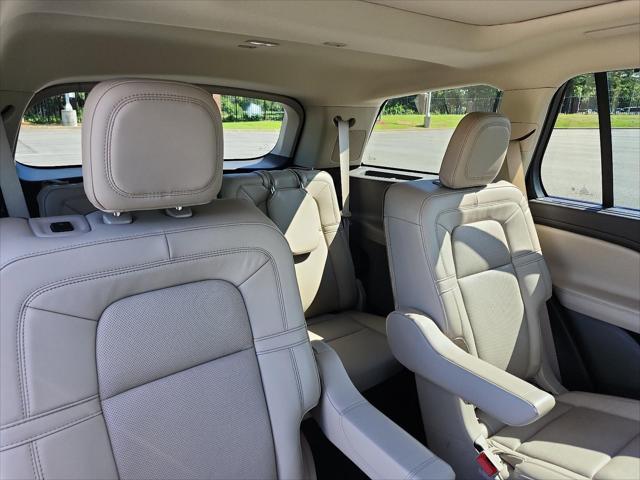 used 2022 Lincoln Aviator car, priced at $46,387