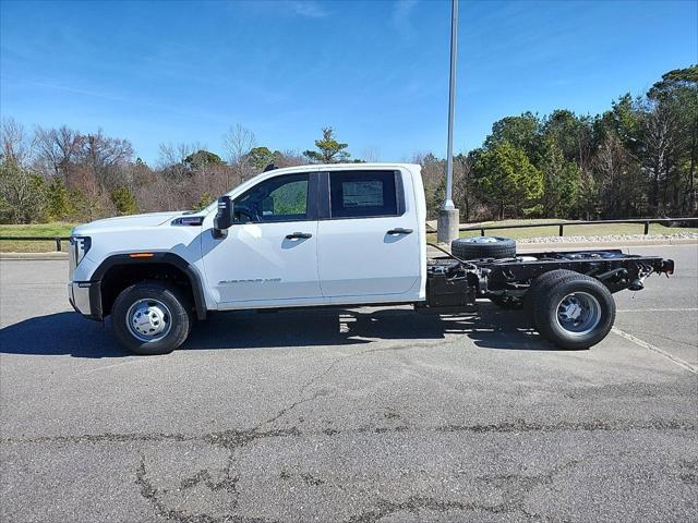 new 2025 GMC Sierra 3500 car, priced at $62,961