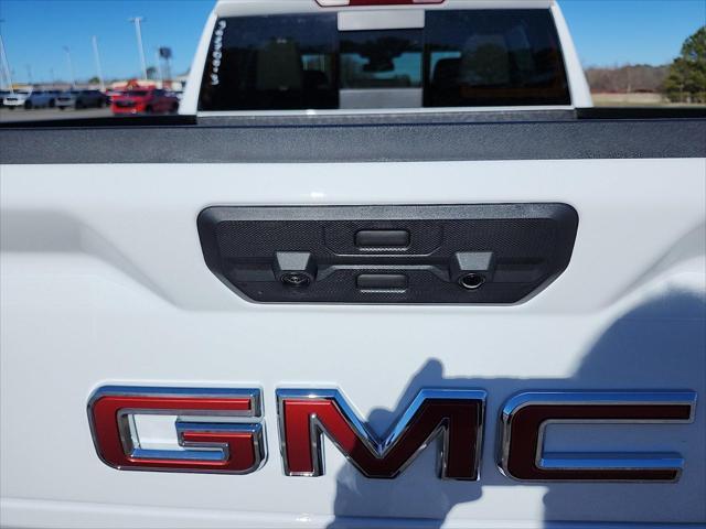 new 2025 GMC Sierra 1500 car, priced at $58,597