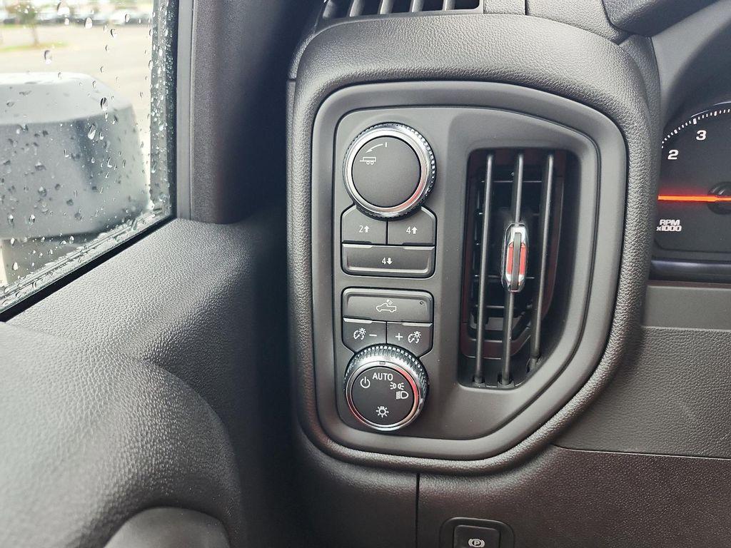 new 2026 GMC Sierra 2500 car, priced at $55,340