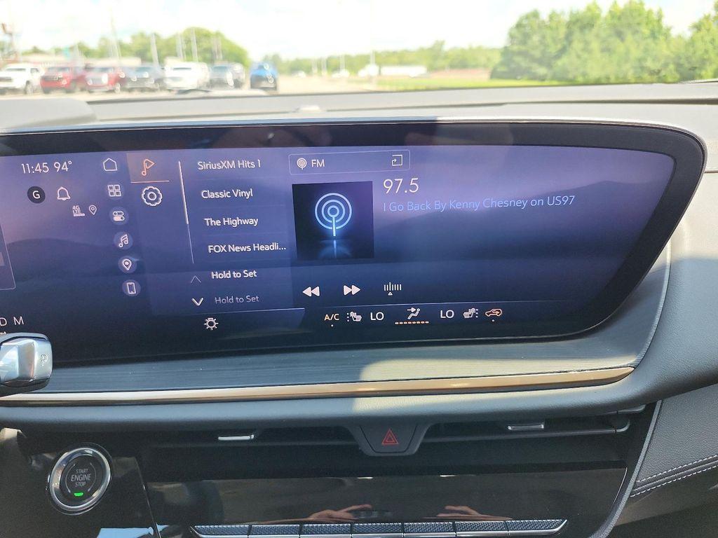 new 2025 Buick Envision car, priced at $43,376