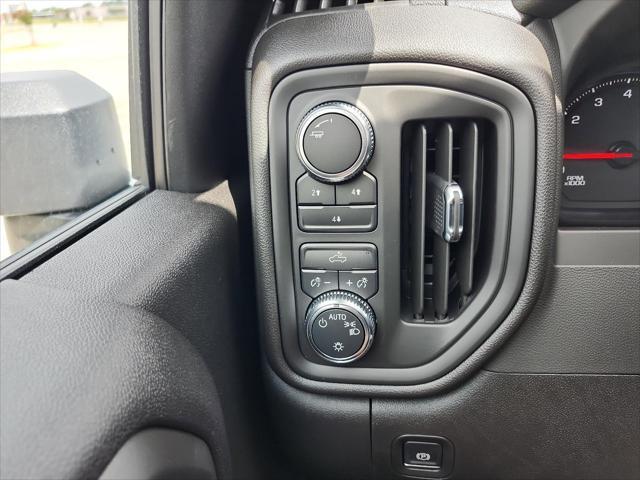new 2025 GMC Sierra 2500 car, priced at $52,625