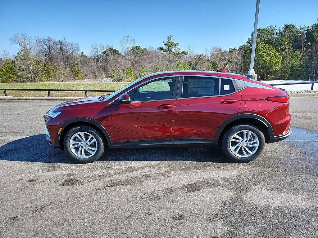new 2025 Buick Envista car, priced at $26,920