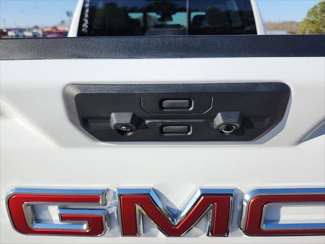 new 2025 GMC Sierra 1500 car, priced at $58,315