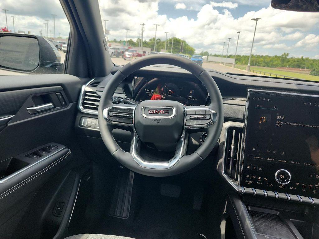 new 2025 GMC Acadia car, priced at $42,701