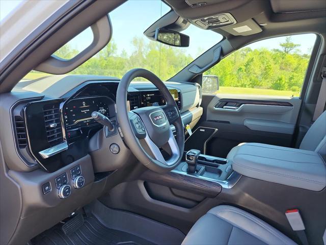 new 2025 GMC Sierra 1500 car, priced at $67,225