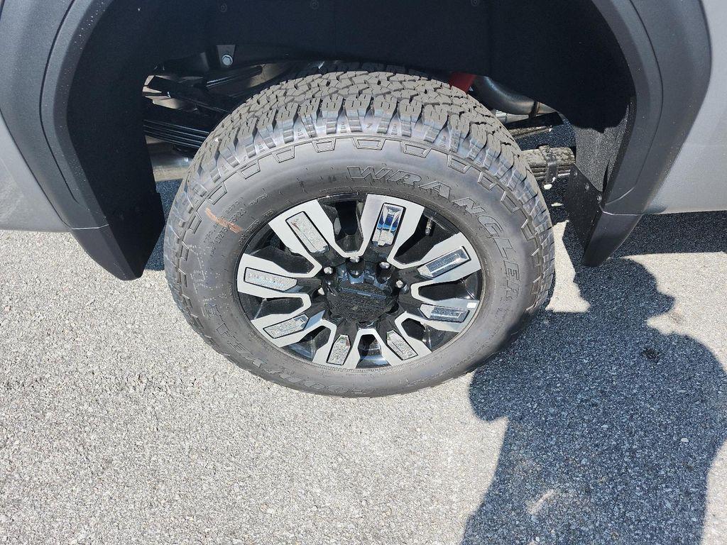 new 2025 GMC Sierra 3500 car, priced at $81,657