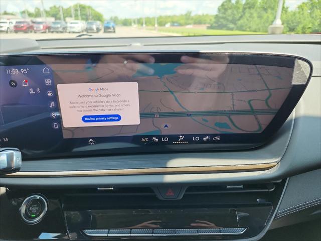 new 2025 Buick Envision car, priced at $42,836