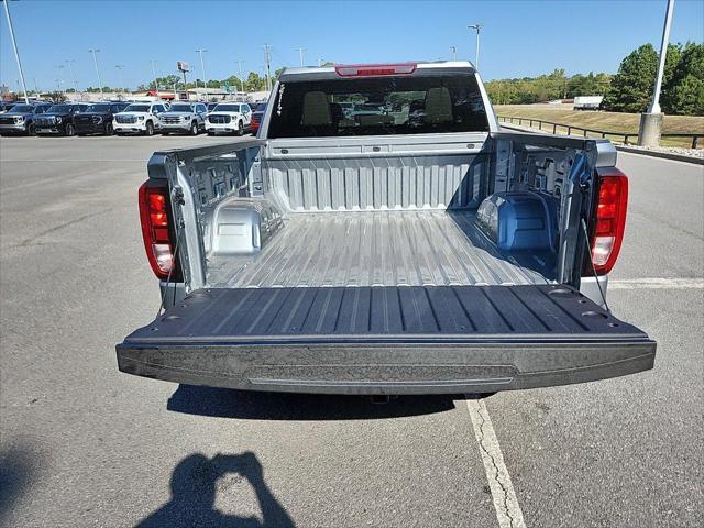 new 2025 GMC Sierra 1500 car, priced at $50,553