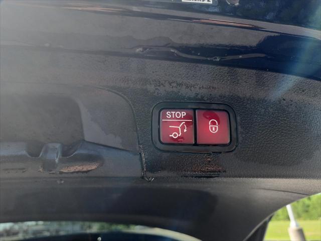 used 2022 Mercedes-Benz GLE 350 car, priced at $39,496
