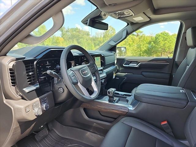 new 2025 GMC Sierra 1500 car, priced at $61,303