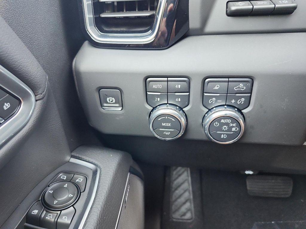 new 2025 GMC Sierra 3500 car, priced at $84,928