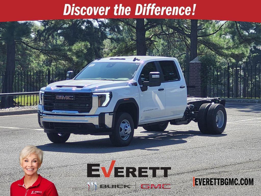 new 2026 GMC Sierra 3500 car, priced at $63,422