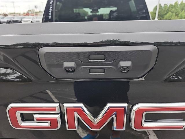 new 2025 GMC Sierra 1500 car, priced at $58,106