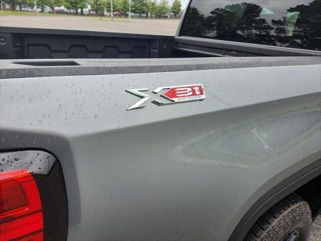 new 2025 GMC Sierra 1500 car, priced at $53,504