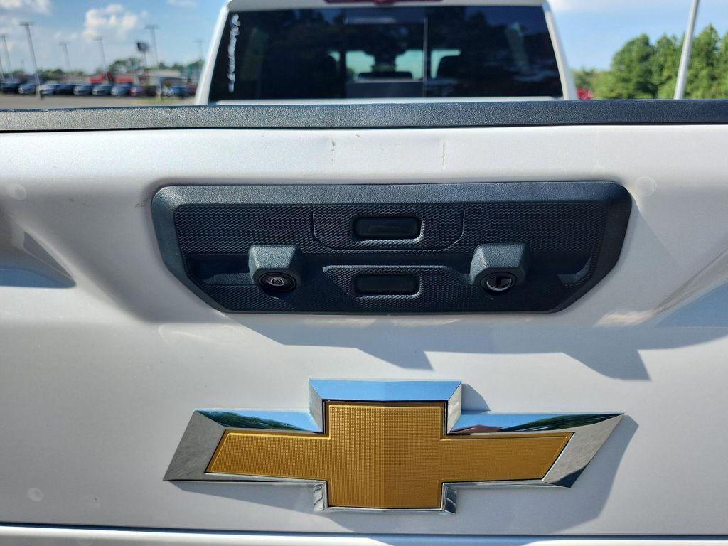 used 2024 Chevrolet Silverado 2500 car, priced at $65,997