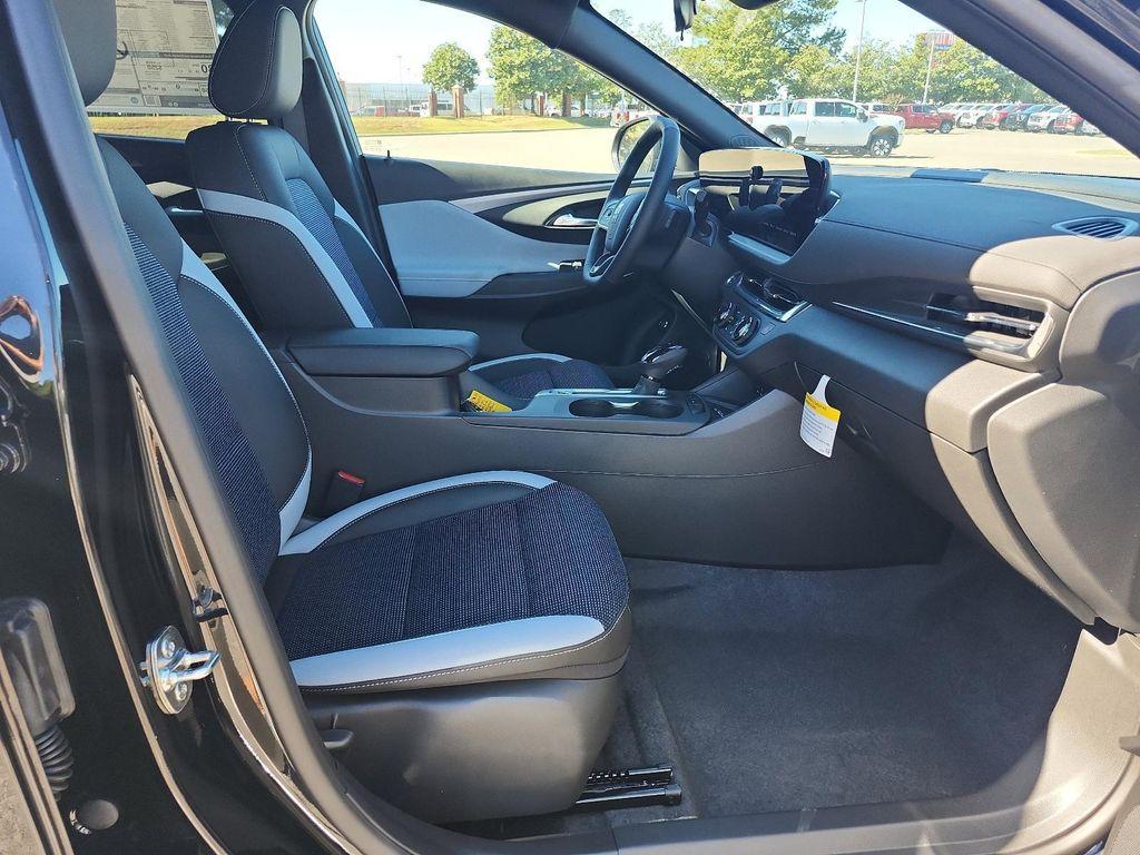 new 2026 Buick Envista car, priced at $27,605