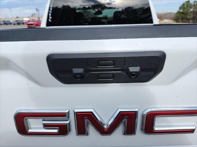 new 2025 GMC Sierra 1500 car, priced at $51,605