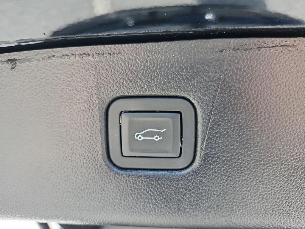 used 2025 Chevrolet Blazer car, priced at $35,512