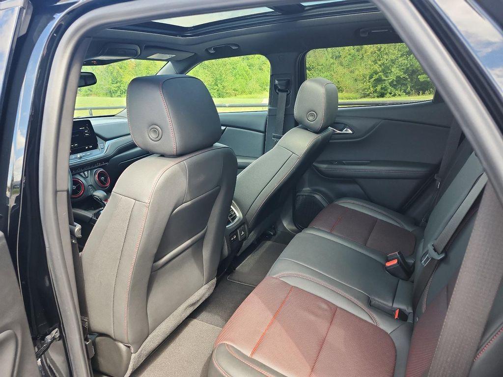used 2025 Chevrolet Blazer car, priced at $35,512