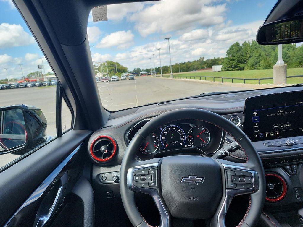 used 2025 Chevrolet Blazer car, priced at $35,512