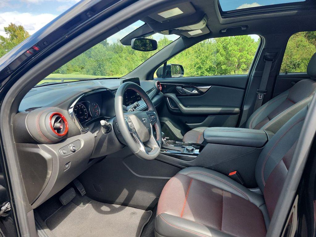 used 2025 Chevrolet Blazer car, priced at $35,512