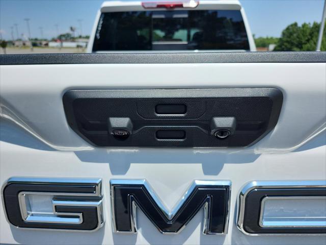 new 2025 GMC Sierra 2500 car, priced at $90,155