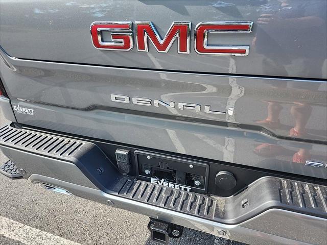 new 2025 GMC Sierra 1500 car, priced at $72,996