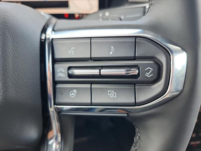 new 2025 GMC Acadia car, priced at $43,021