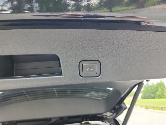 new 2025 GMC Acadia car, priced at $43,021