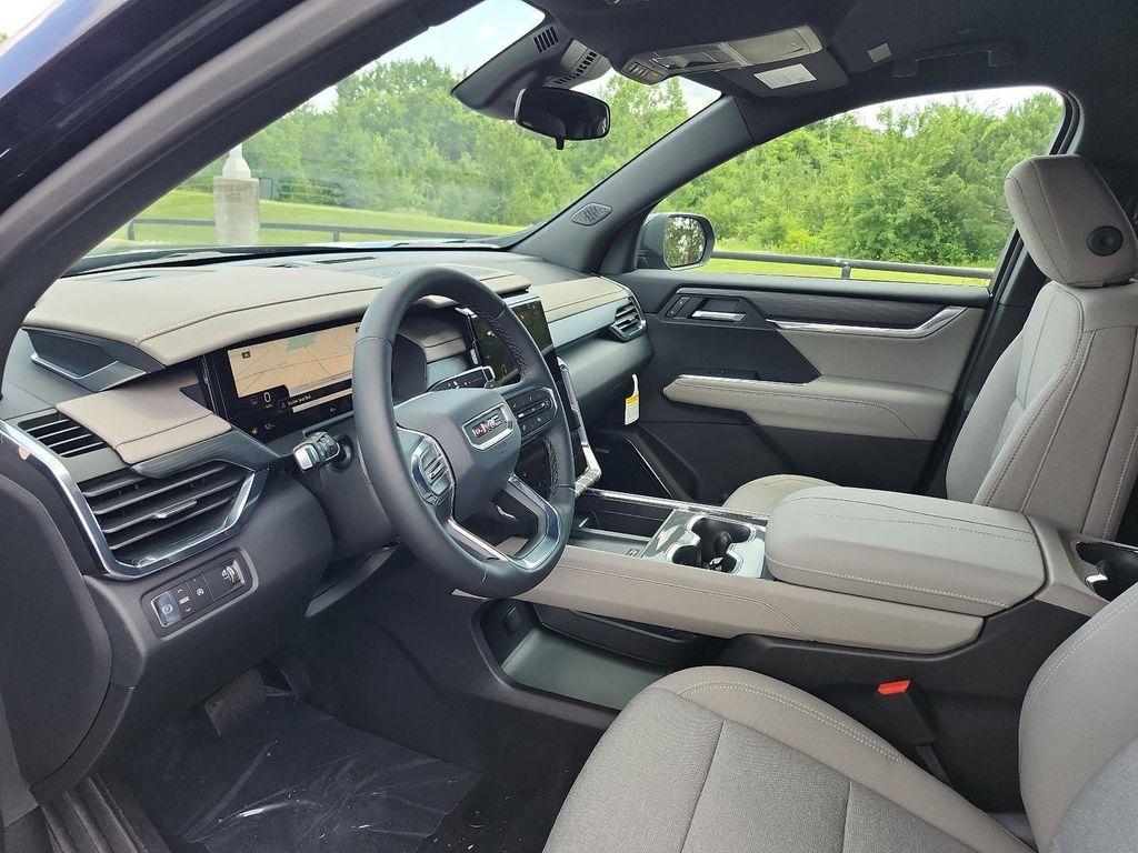 new 2025 GMC Acadia car, priced at $41,878