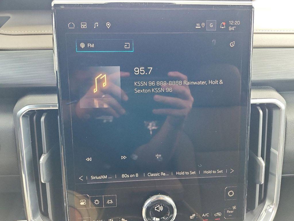 new 2025 GMC Acadia car, priced at $41,878
