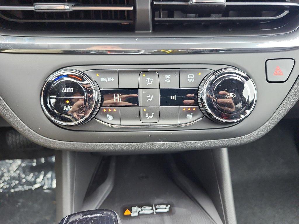 new 2026 Buick Envista car, priced at $27,605