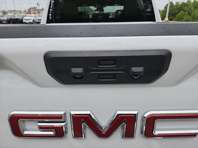 new 2025 GMC Sierra 1500 car, priced at $57,650