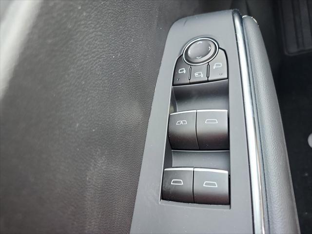 new 2025 GMC Acadia car, priced at $53,596