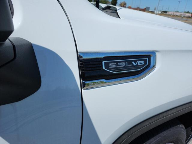 new 2025 GMC Sierra 1500 car, priced at $53,378