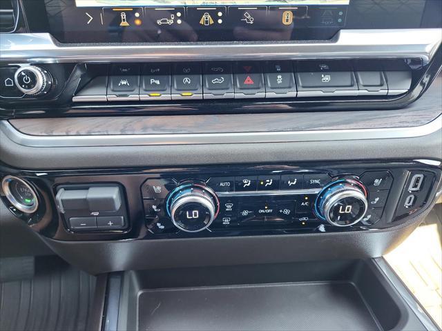 new 2025 GMC Sierra 1500 car, priced at $53,378