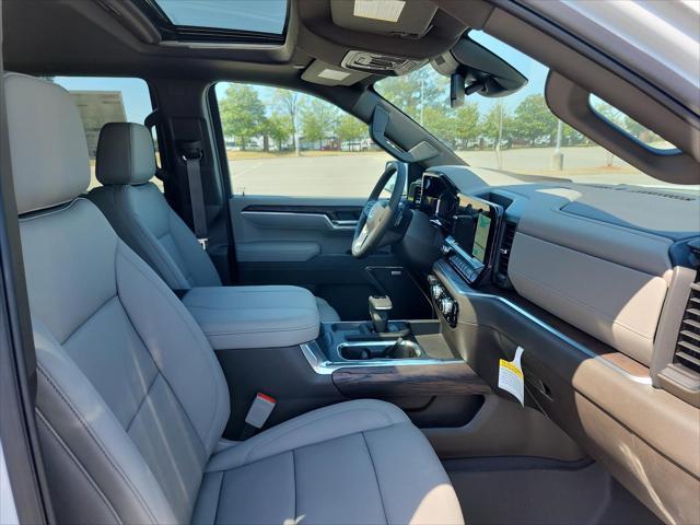 new 2025 GMC Sierra 1500 car, priced at $53,378