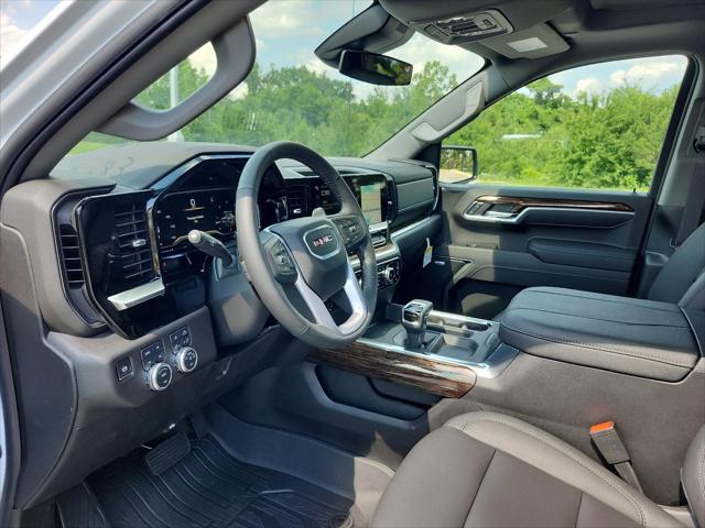 new 2025 GMC Sierra 1500 car, priced at $57,162