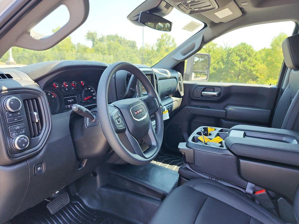 new 2025 GMC Sierra 2500 car, priced at $52,854