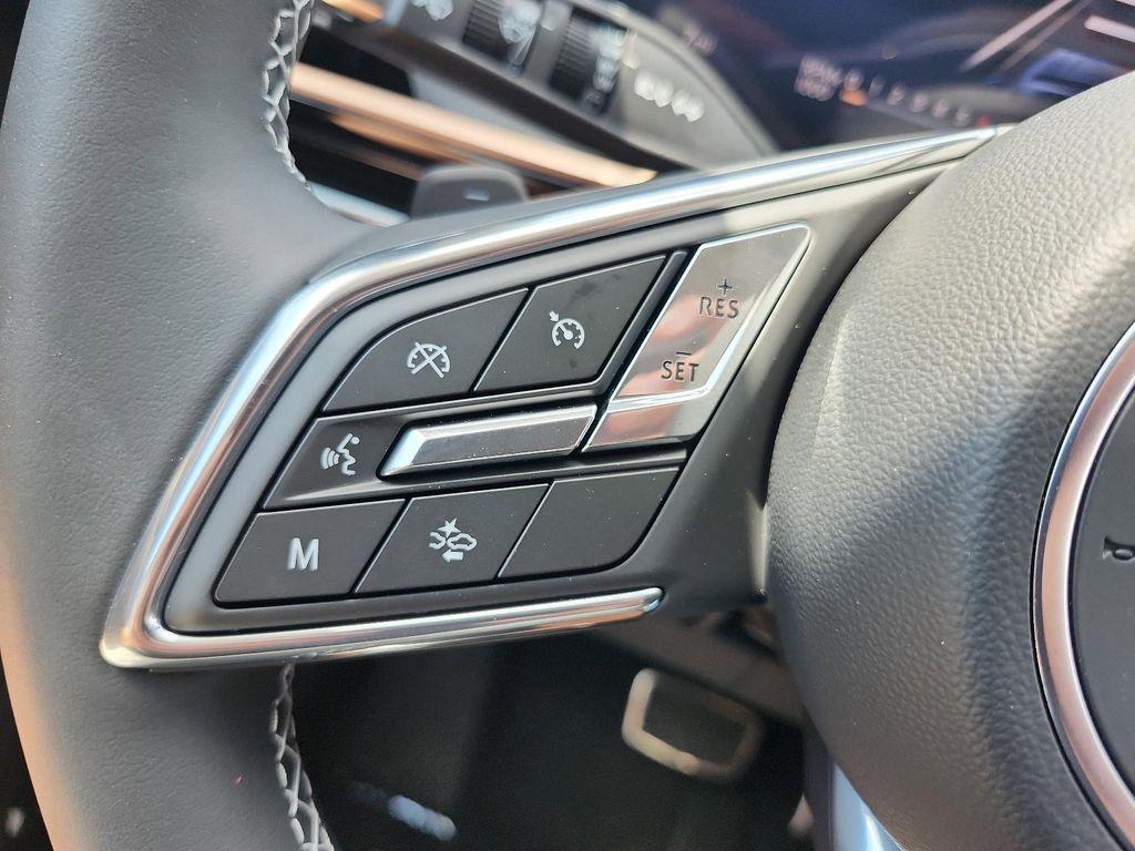 new 2025 Buick Envision car, priced at $39,362