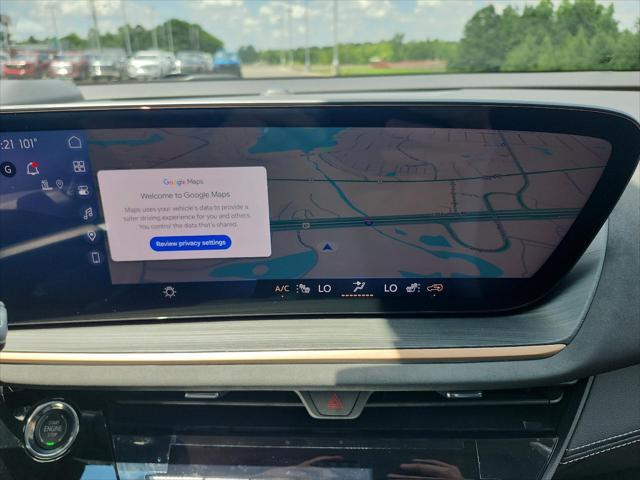 new 2025 Buick Envision car, priced at $39,362