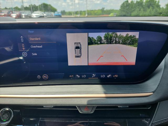 new 2025 Buick Envision car, priced at $39,362