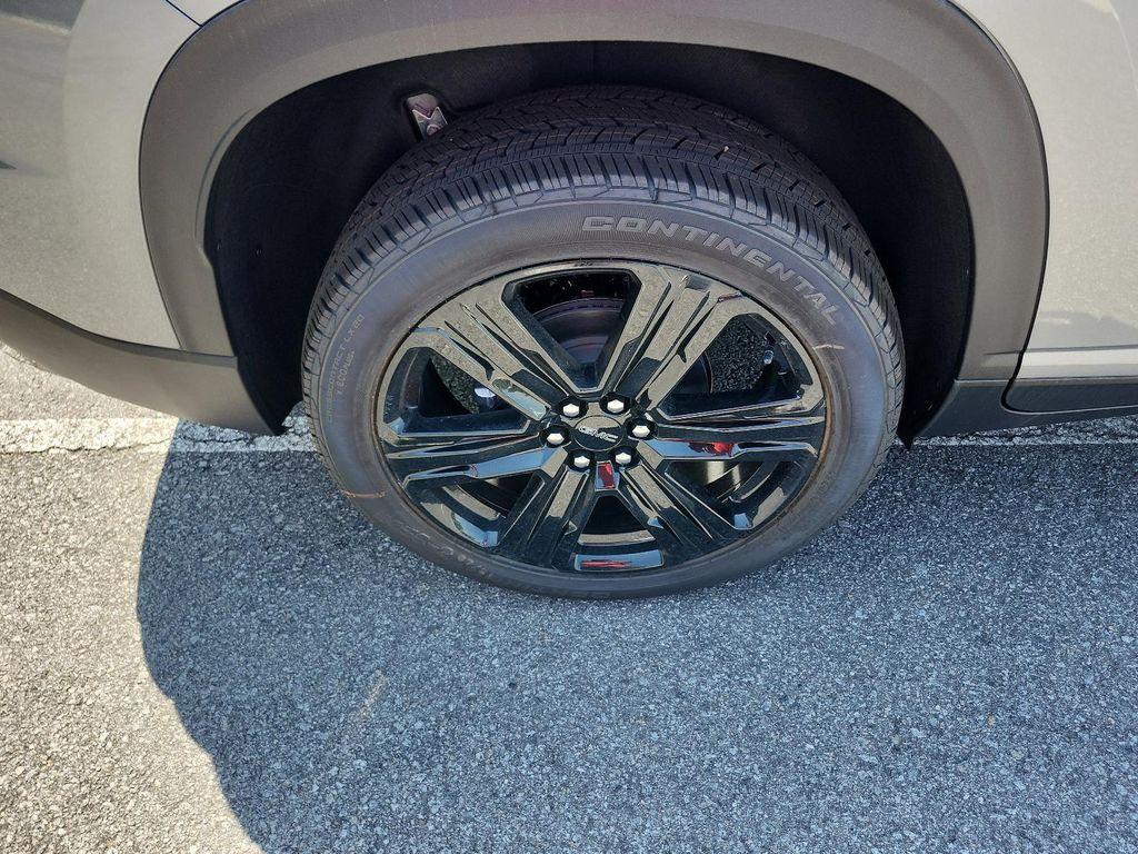 new 2026 GMC Acadia car, priced at $51,939